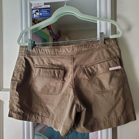 Vintage y2k counter culture cargo shorts - Picture 4 of 6